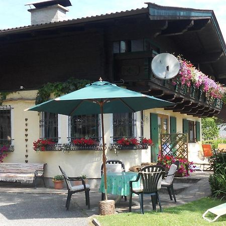 Haus Lena Lägenhet Sankt Martin bei Lofer Exteriör bild